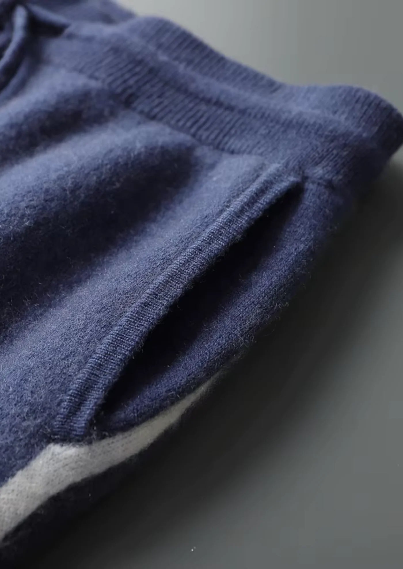 Pure cashmere lounge set